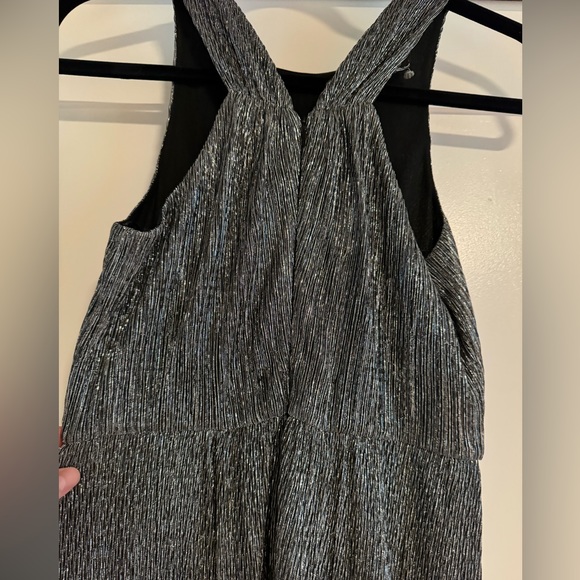 Halston Heritage SLEEVELESS METALLIC MESH GOWN IN ANTIQUE SILVER - Picture 5 of 7
